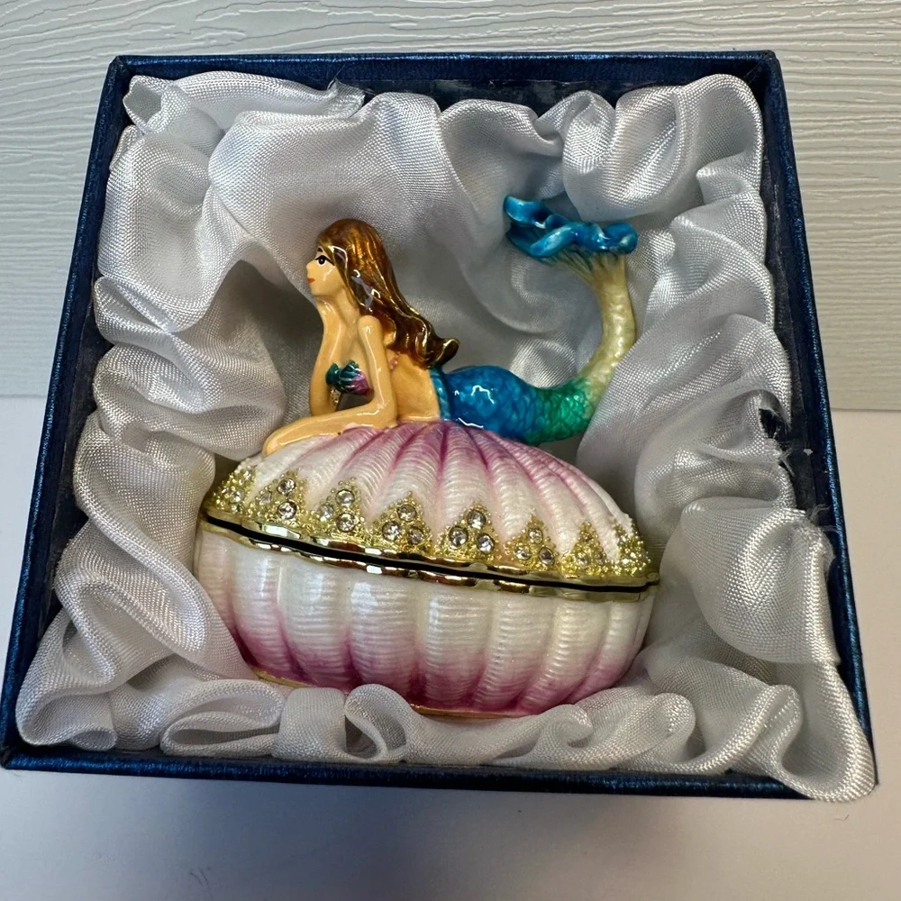 Mermaid Trinket Box Tchotchke NIB